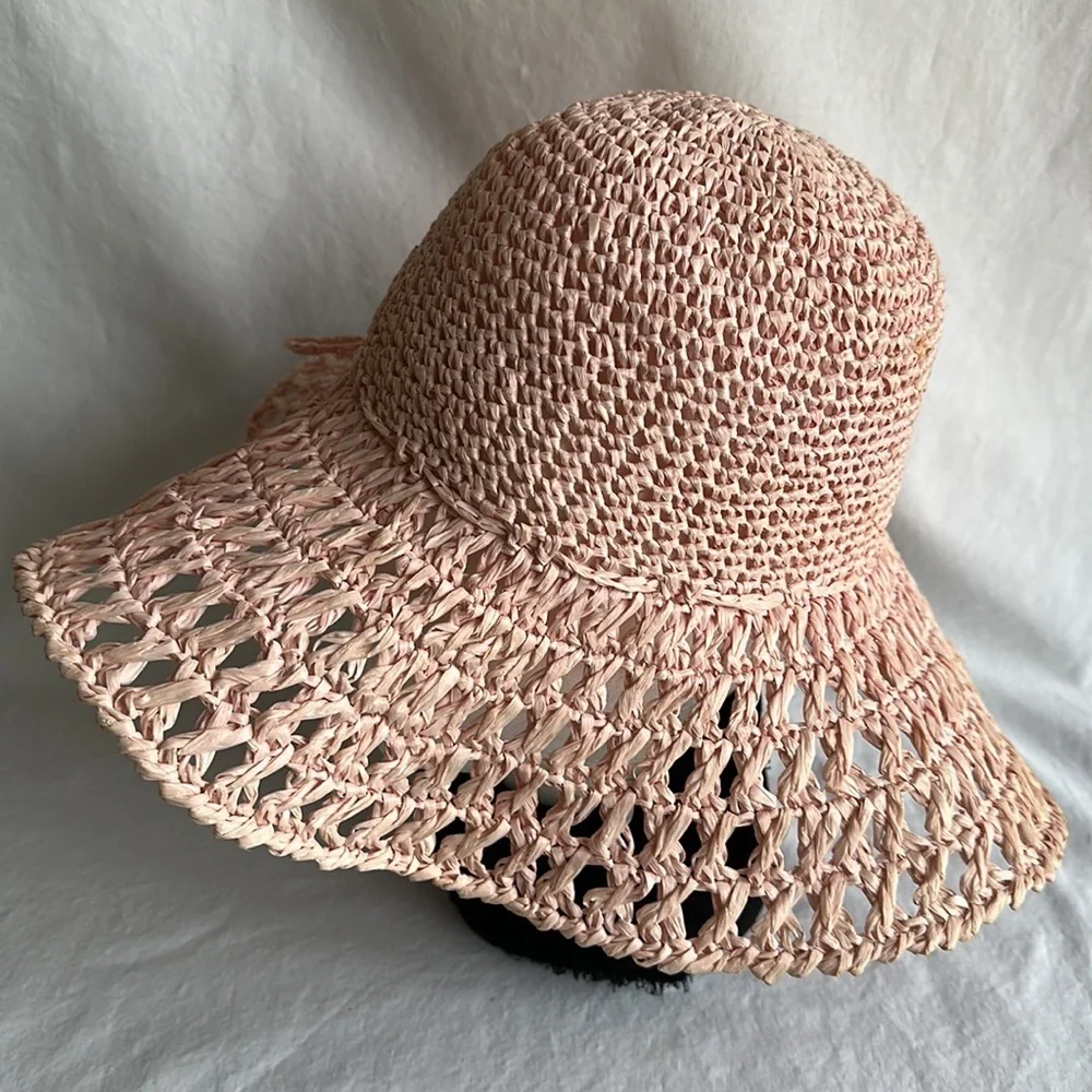 Pink floppy straw hat with tie
